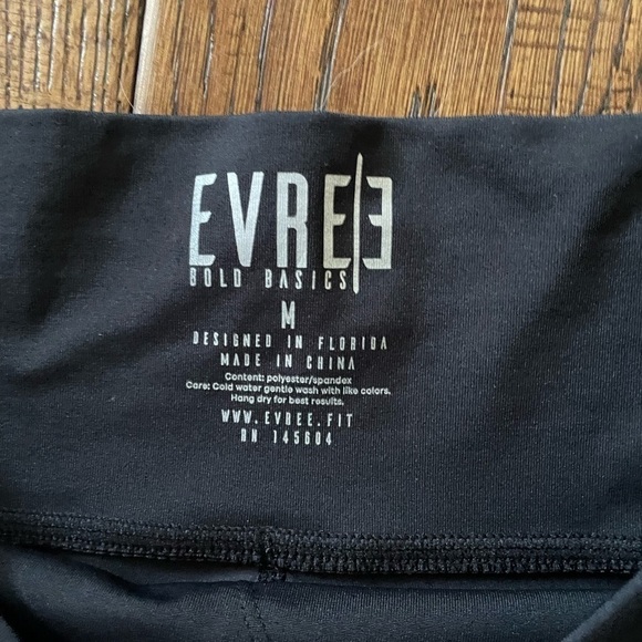 Evree Bella Heart Booty Leggings - Picture 6 of 8